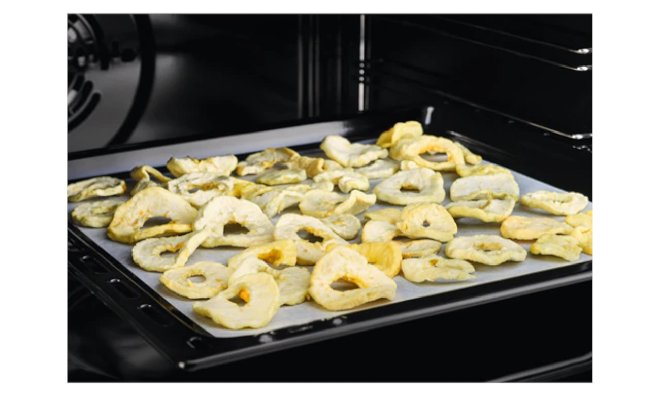 kuchnia electrolux EKK54977OX z możliwością suszenie owoców i warzyw