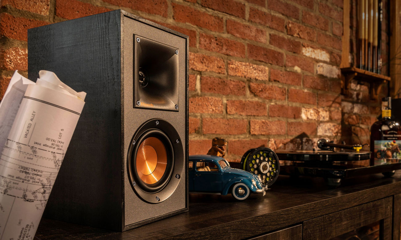 Kolumny podstawkowe do zestawu kina domowego Klipsch R-41PM
