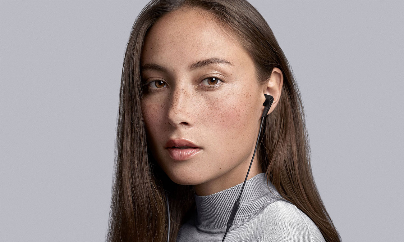 Słuchawki douszne Bang & Olufsen BEOPLAY E4 Czarny E4BLK ANC