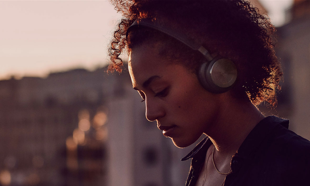 Czarne Słuchawki Bang & Olufsen H8BLK ANC