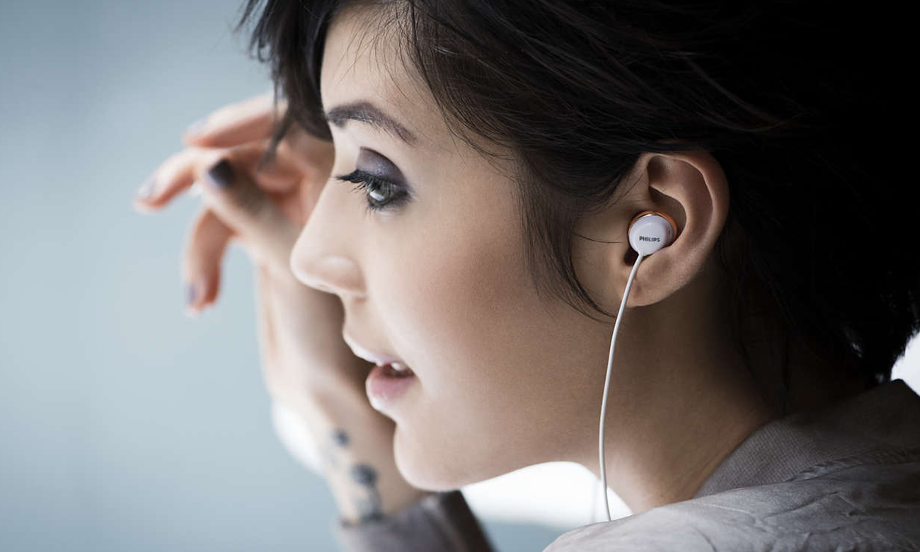 Słuchawki douszne Philips SHE4205WT z mocnym dźwiękiem
