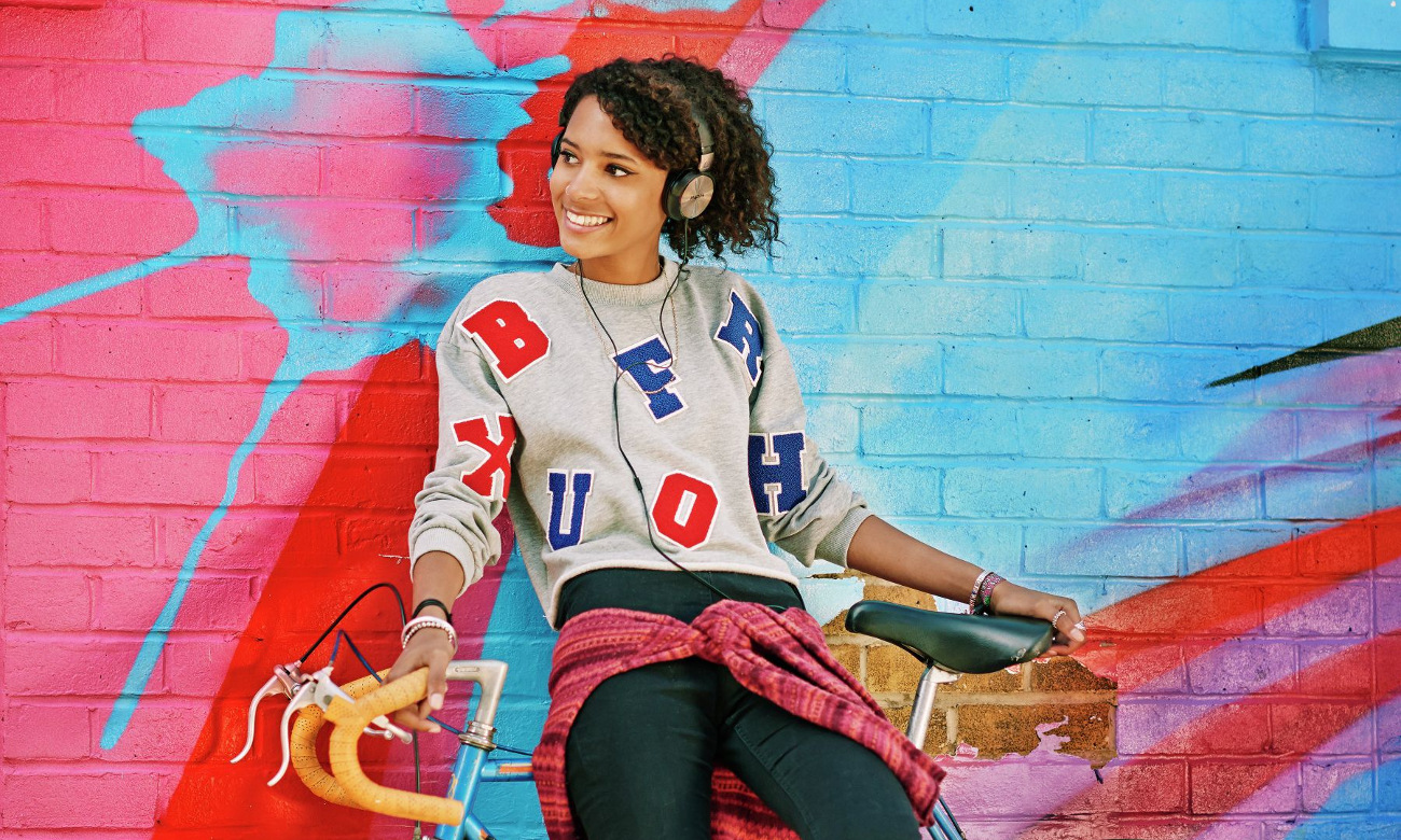 Poczuj pełnie muzyki dzięki słuchawkom Philips SHL3160