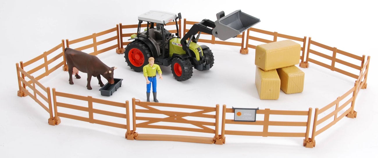 BRUDER Zestaw Claas Nectis 267F z krową i rolnikiem