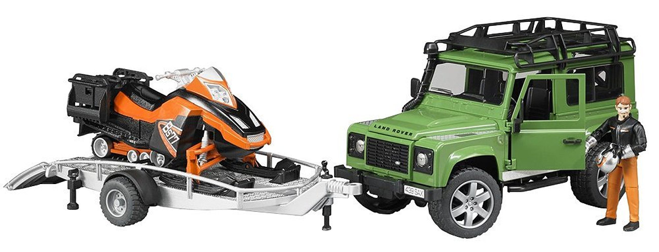 Bruder Land Rover Defender z lawetą, skuterem i figurką BR-02594