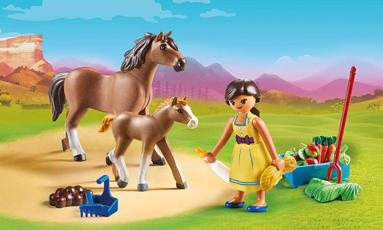 PLAYMOBIL® BPru z koniem i źrebakiem 70122