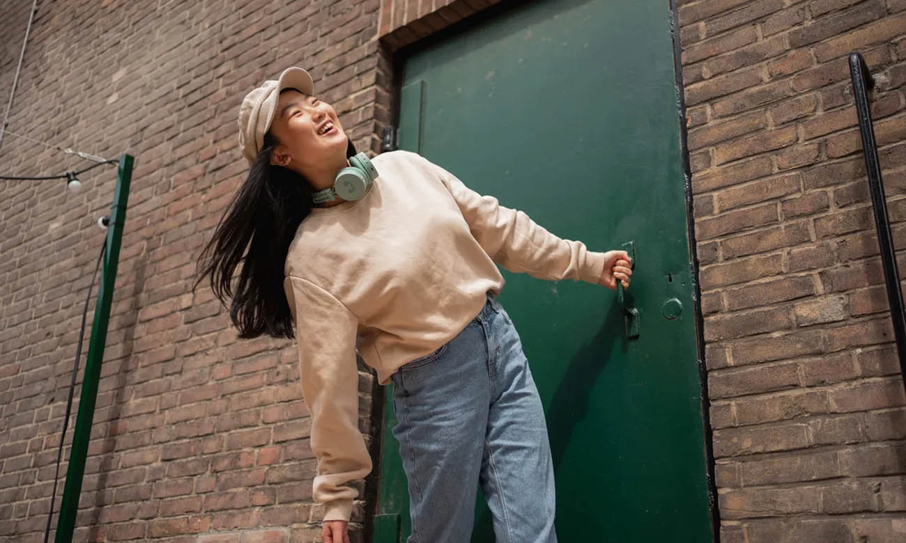 Zamknięta konsktrukcja słuchawek nausznych Fresh 'n Rebel Caps 2 Wireless