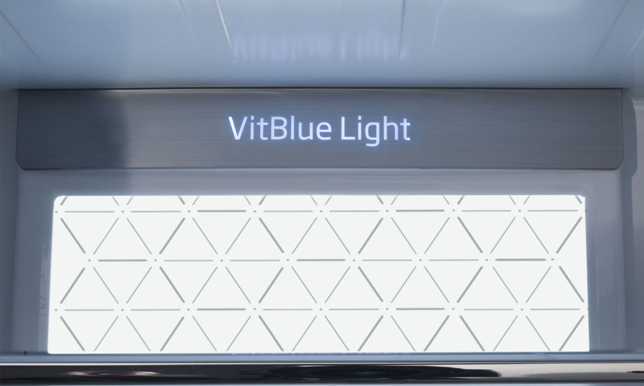 Ważne walory odżywcze, dzięki technologii VitBlue Light w lodówce Amica FY418.4DFCX