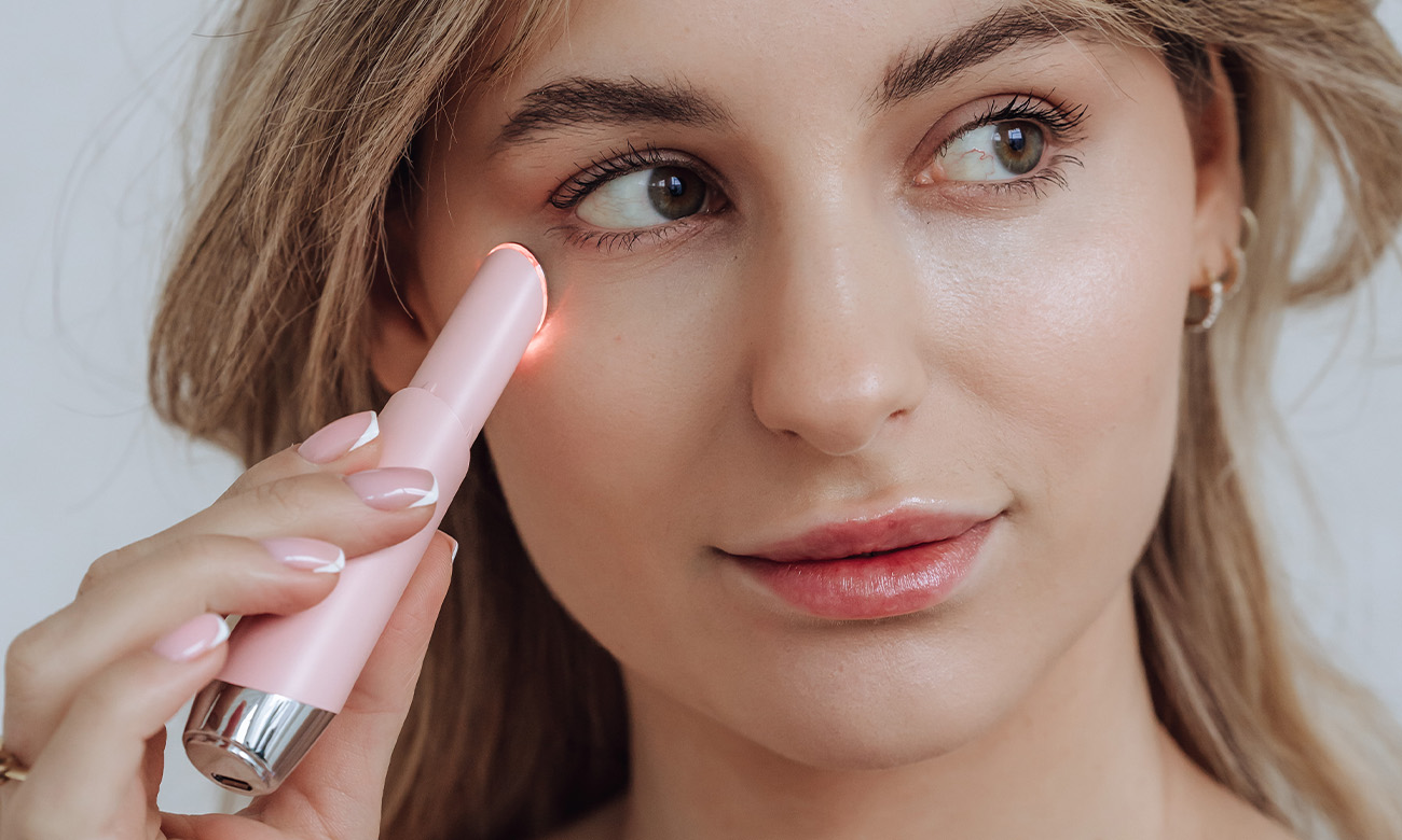 Masażer okolic oczu i ust Beautifly B-Blink Blush