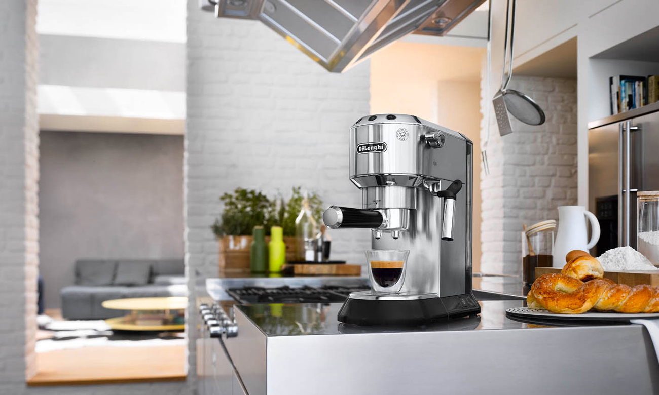 DeLonghi Dedica EC 680.M
