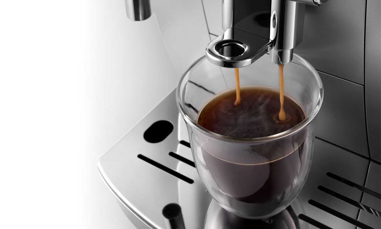 Ekspres ciśnieniowy automatyczny DeLonghi ECAM23.120.SB