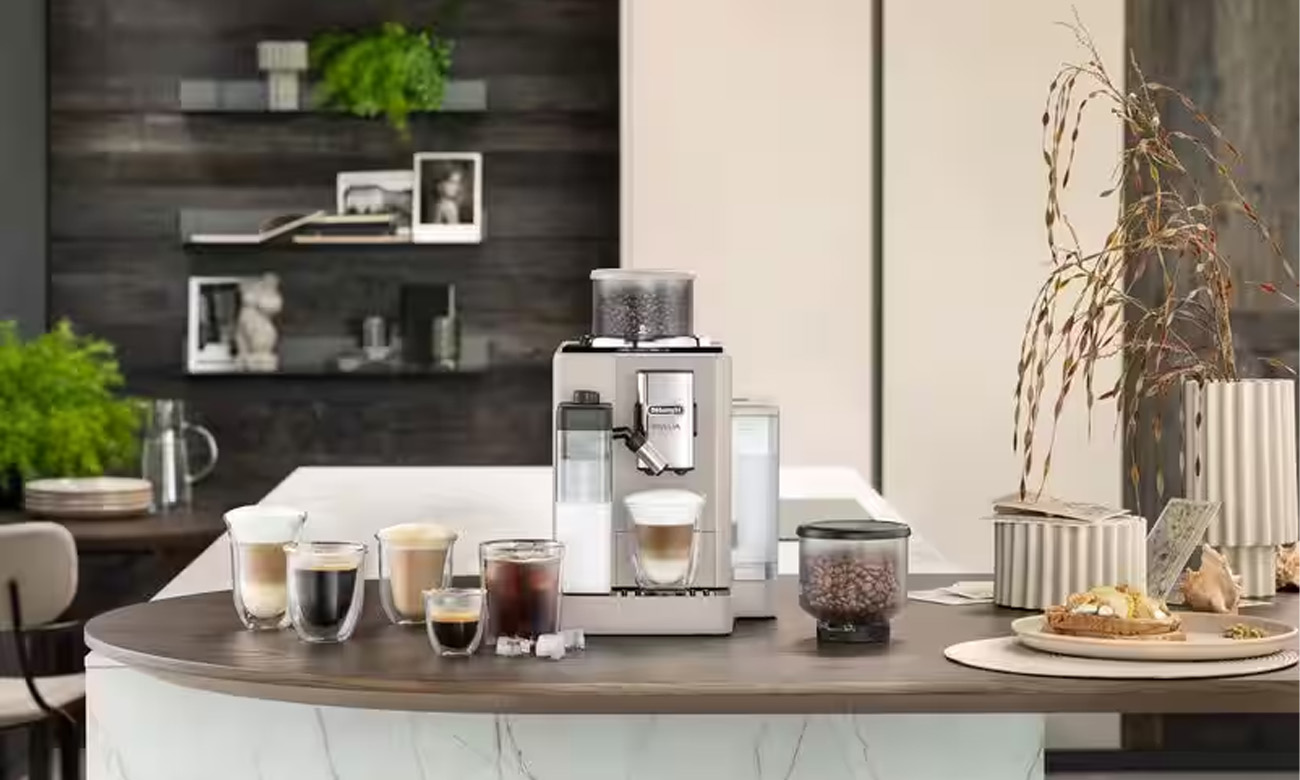 Ekspres do kawy DeLonghi Rivelia Sand Beige EXAM440.55.BG