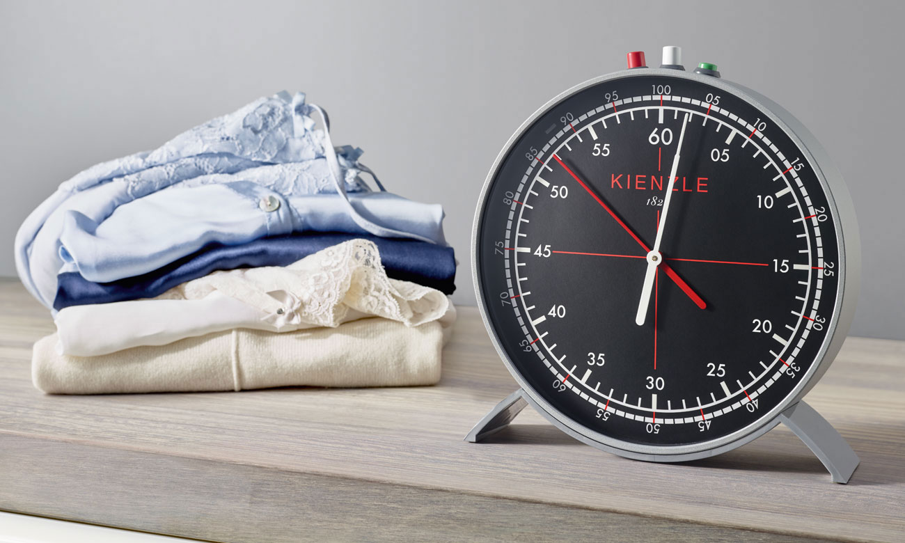 Odświeżanie lekko zabrudzonych ubrań, dzięki opcji QuickWash w pralce Electrolux EWS11074SAU 