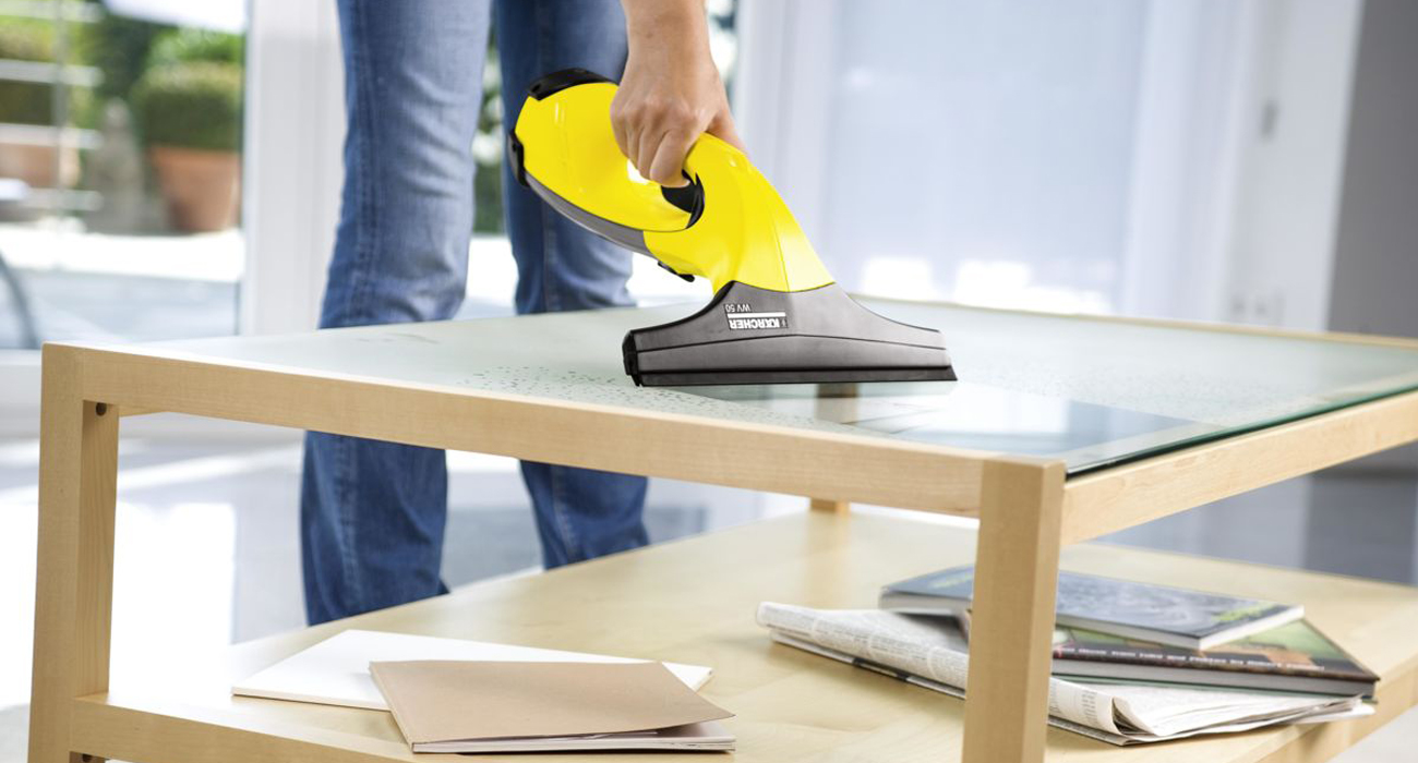 KARCHER WV 2 Plus 1.633-301.0 myjka parowa dzięki której szybko wyczyścisz okna i szklane powierzchnie