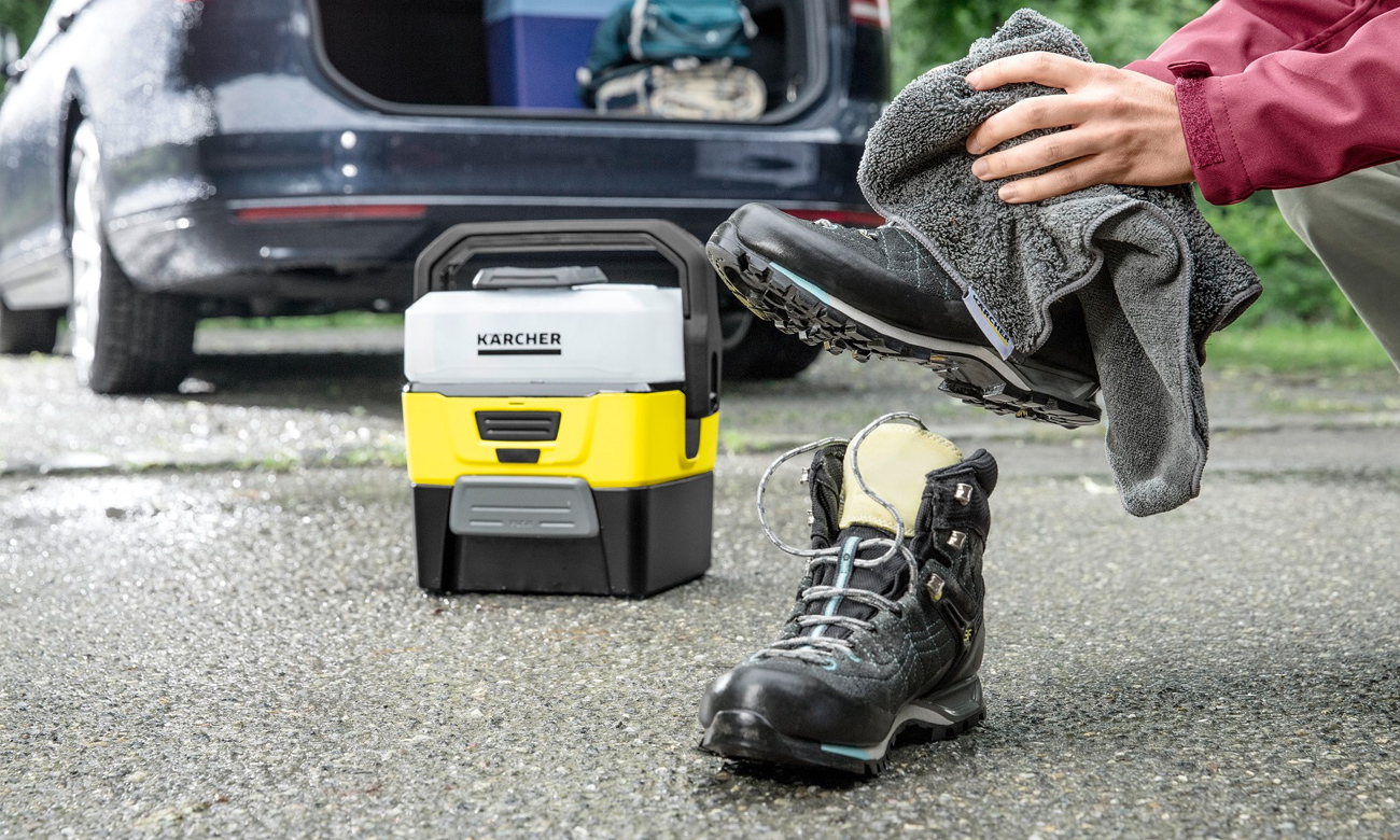 Karcher Mobile Outdoor Cleaner OC 3 + Adventure Box 1.680-002.0