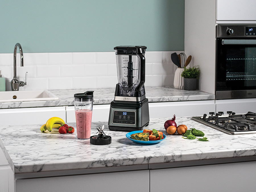Blender kielichowy Ninja BN750EU + 1 bidon w komplecie