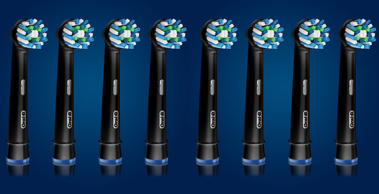 Końcówki szczoteczek Oral-B Cross Action EB50-8 BK 8 sztuk w zestawie