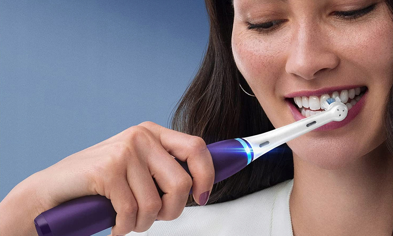 Szczoteczka Oral-B iO Series 8 Violet