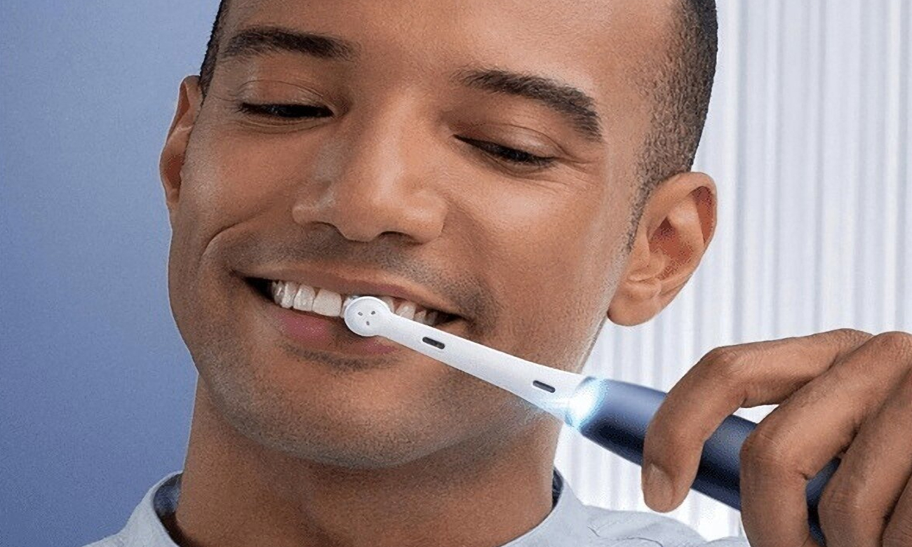 Szczoteczka elektryczna Oral-B iO Series 7 Sapphire Blue