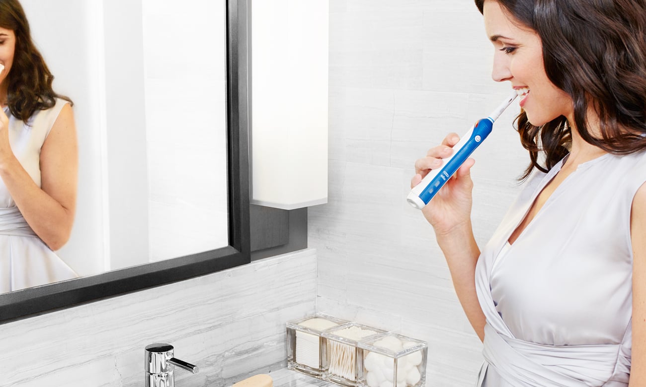 Szczoteczka elektryczna Oral-B SmartSeries 4000