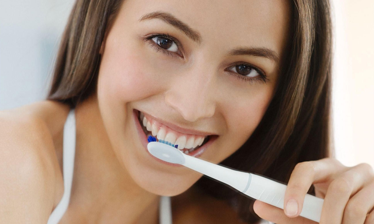 Szczoteczka soniczna Oral-B Pulsonic SlimOne 1000