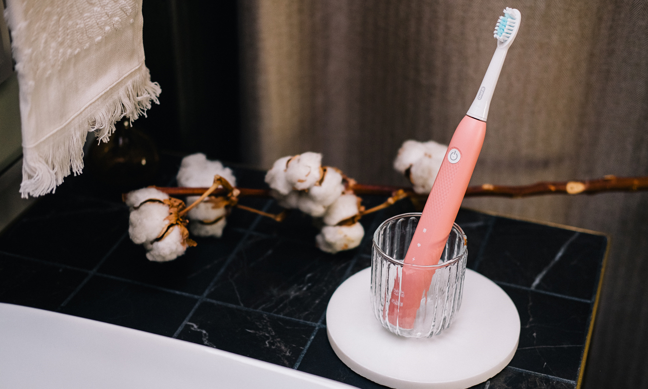 Szczoteczka soniczna Oral-B Pulsonic Slim Clean 2000 Pink