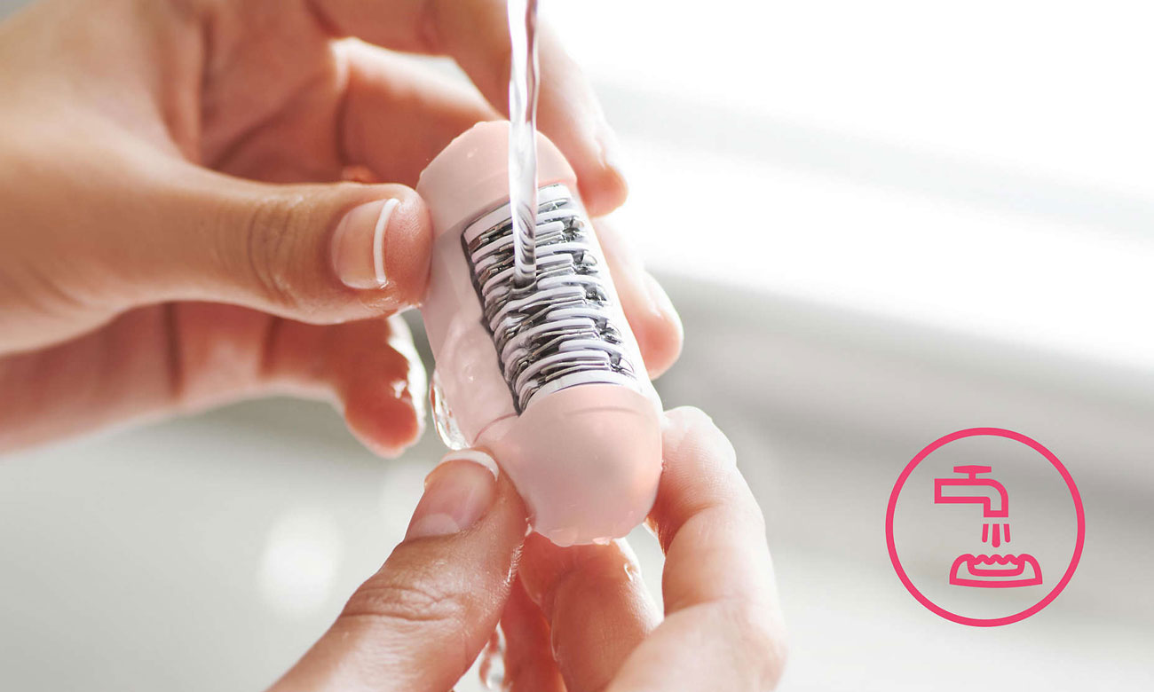 Głowica depilująca z możliwością mycia pod bieżącą wodą w Philips BRE255/00