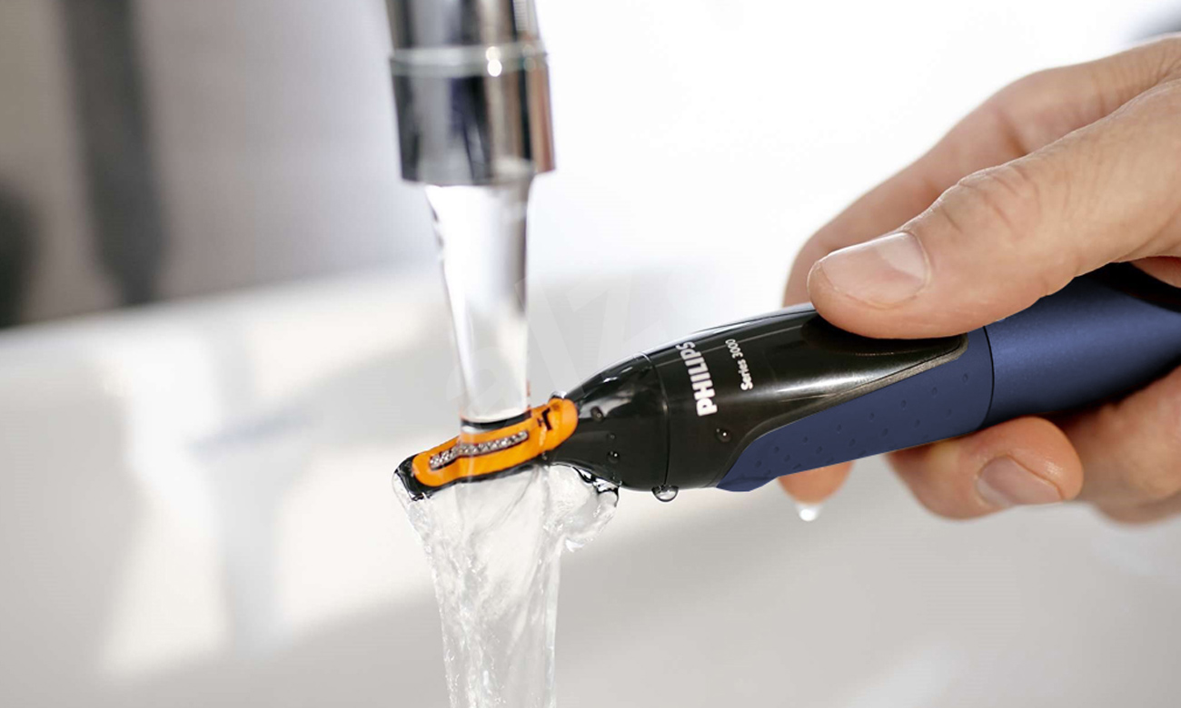 Philips Nosetrimmer Series 5000 NT5180/15 niebieski możliwość mycia pod bieżącą wodą