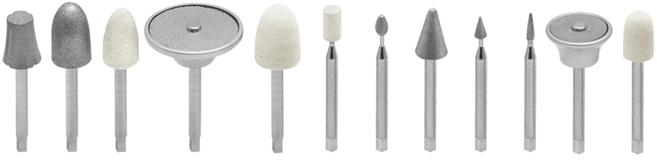 Zestaw do pielęgnacji stóp i dłoni Revlon Ultimate Glam Manicure Set RVSP3526E