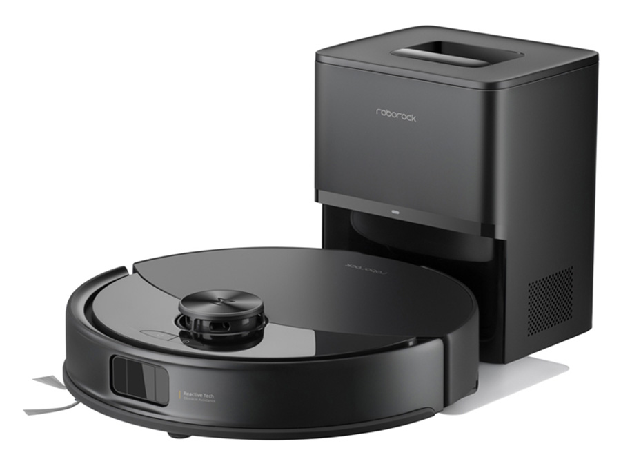 Robot sprzątający Roborock Q10 VF+ Black na białym tle ze stacją ładującą