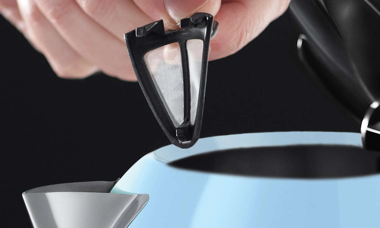 Fitr antywapienny w czajniku Russell Hobbs Colours HEAVENLY BLUE 20417-70