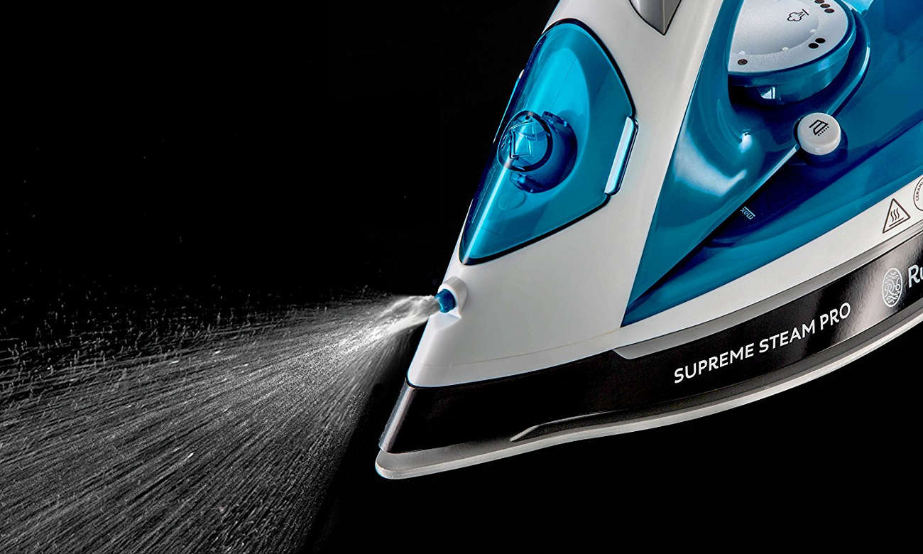 spryskiwacz w Russell Hobbs Supreme Steam Pro 23971-56