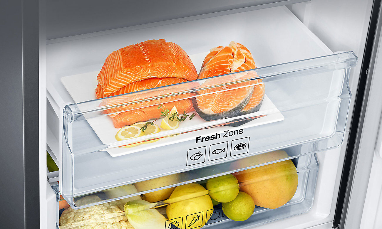 Świeże mięso i ryby, dzięki szufladzie Fresh Zone w lodówce Samsung RB37J5315SS