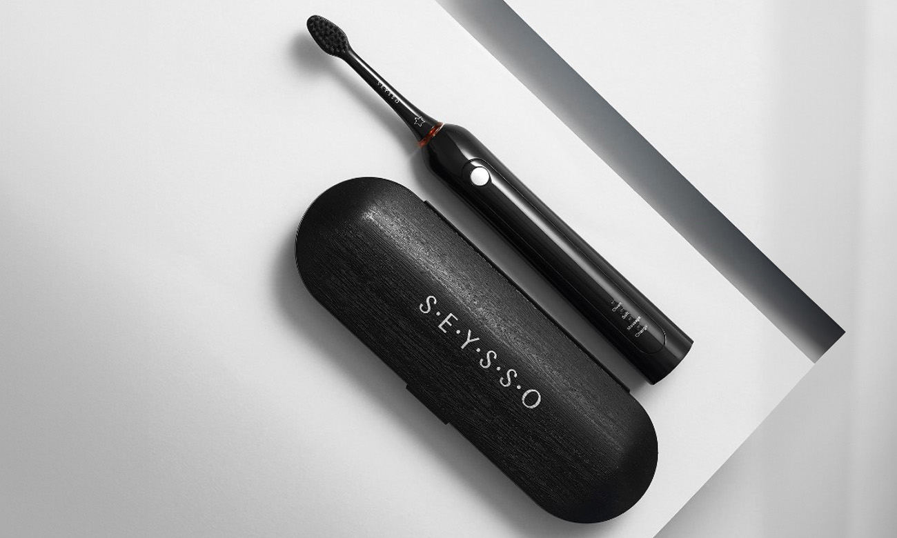 Szczoteczka soniczna Seysso	Carbon Basic Black + etui + końcówka