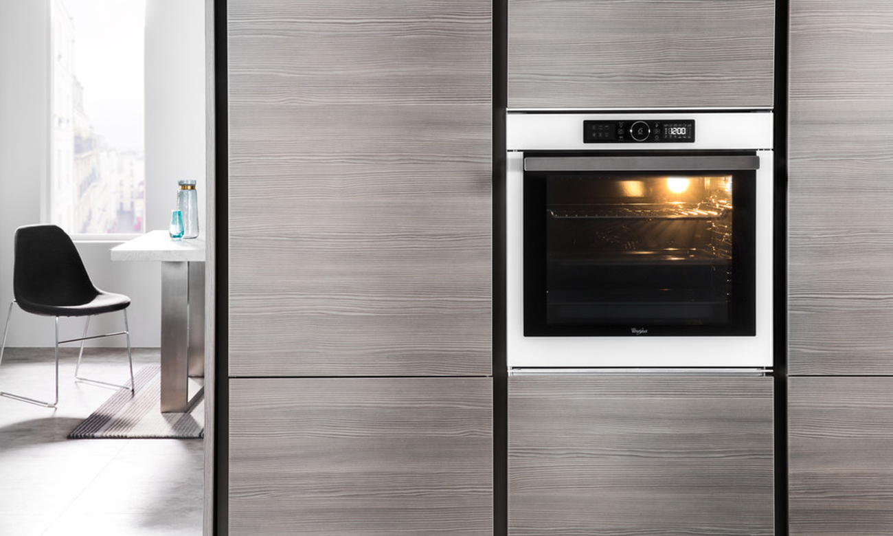 Piekarnik do zabudowy Whirlpool AKZM8480WH