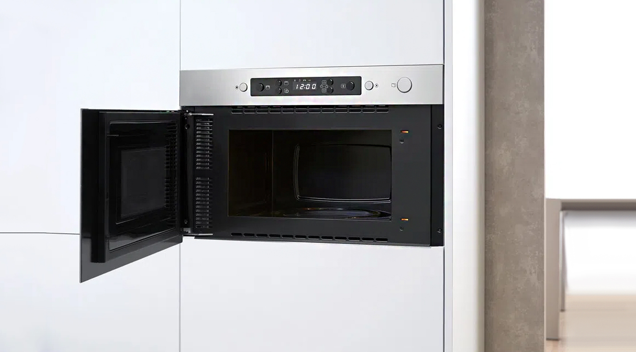 mikrofalówka whirlpool AMW 442/IX cechy