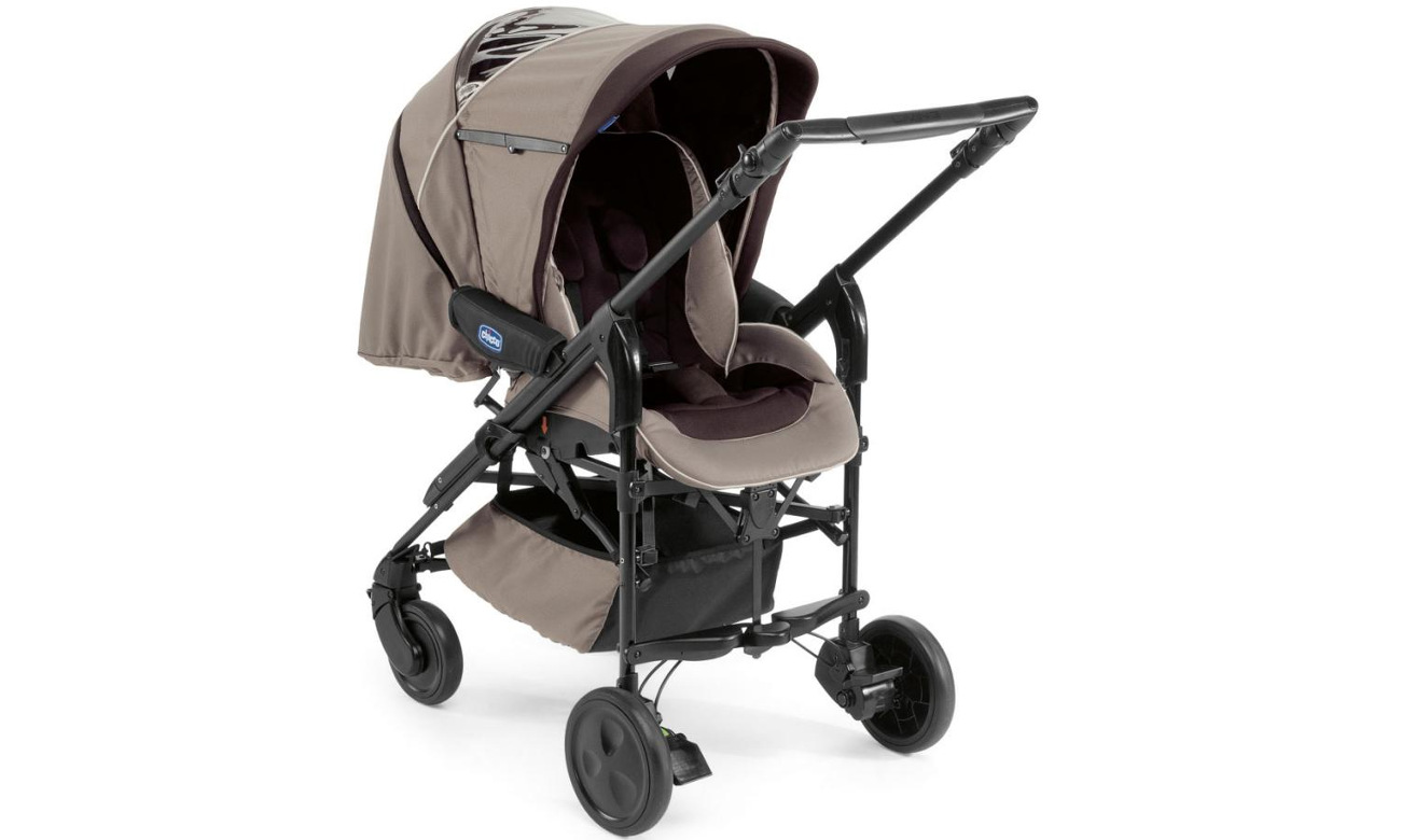 Chicco Trio Living Smart Brownie posiada tylny fartuch