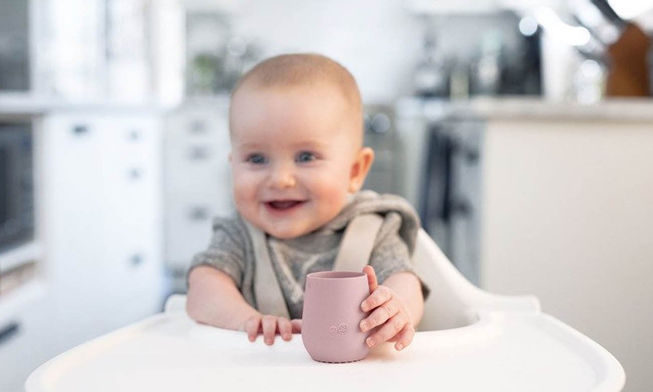 EZPZ Tiny Cup kubeczek dla dziecka