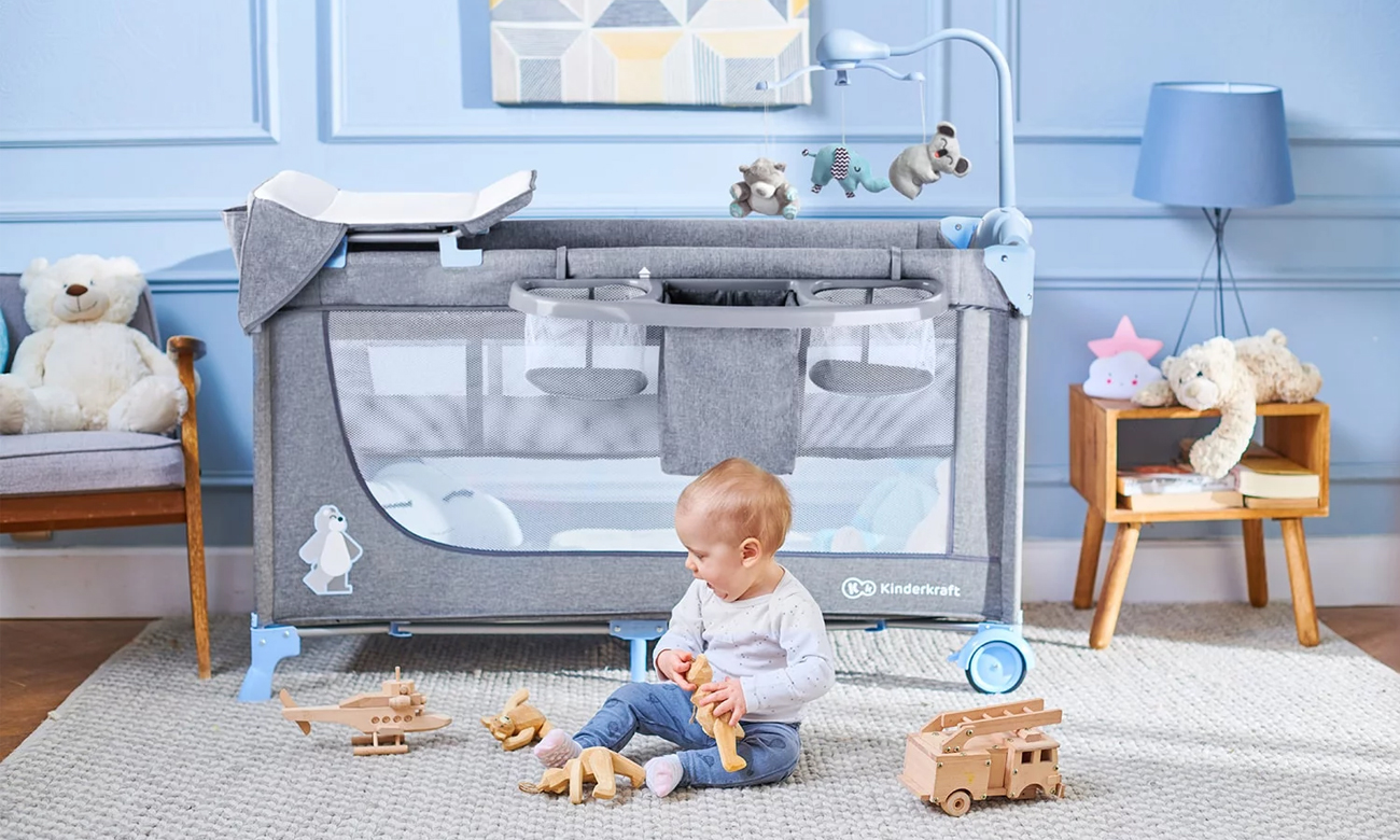 Kojec KinderKraft Joy z akcesoriami