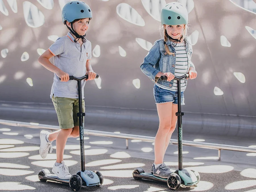 Scoot & Ride Highwaykick 5 LED Balansowa + Kask Ochronny S-M Rose