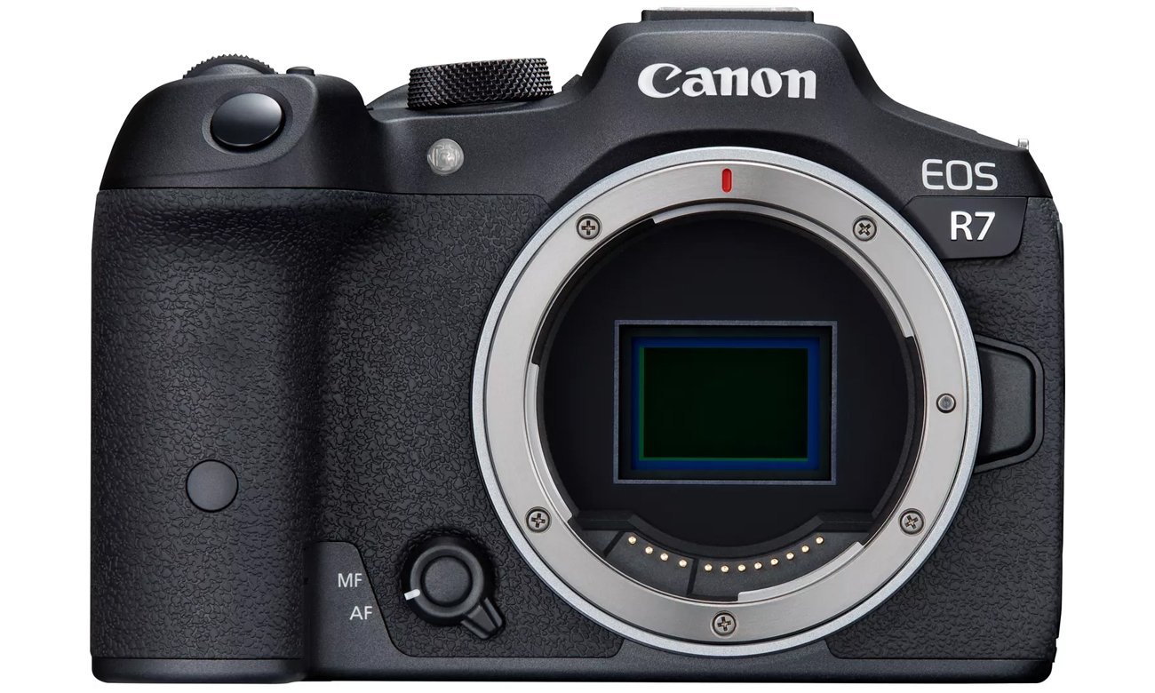 Canon EOS R7 body