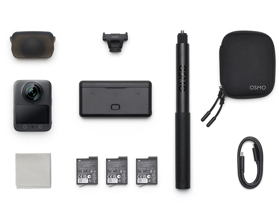 Kompletny zestaw DJI Osmo 360 Adventure Combo: kamera sportowa z obiektywem 360°, osłona obiektywu, trzy akumulatory, ładowarka, przedłużany uchwyt, adapter montażowy, etui, kabel USB-C i ściereczka do czyszczenia