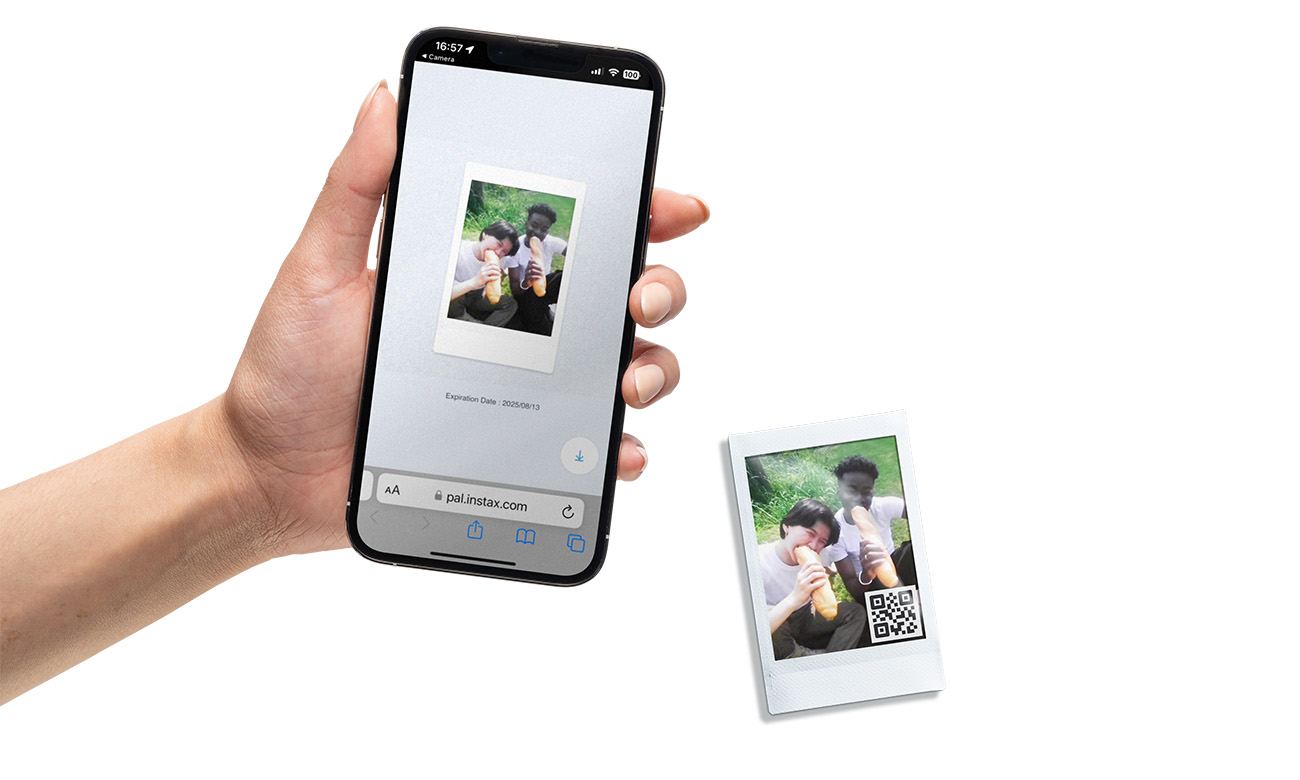 Компактна камера Fujifilm Instax Pal Milky White