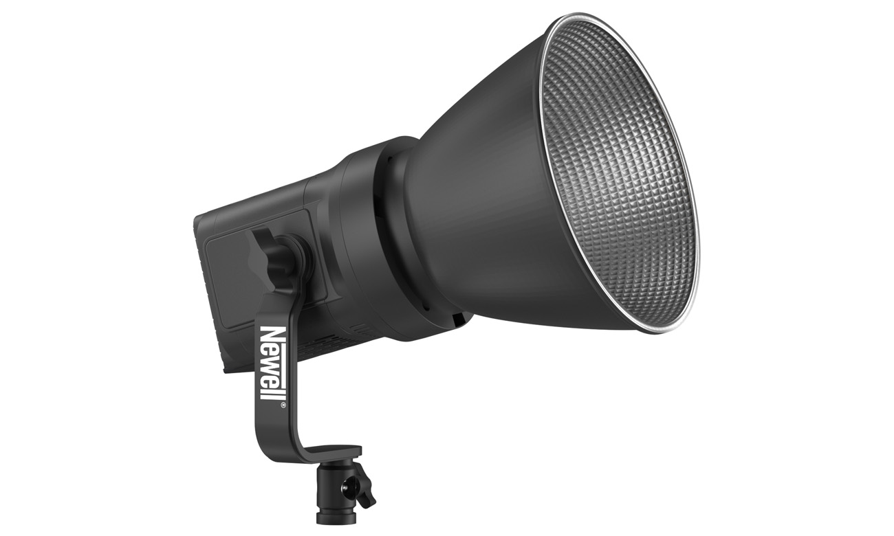 Lampa LED Newell RGB Pravaha Max 135