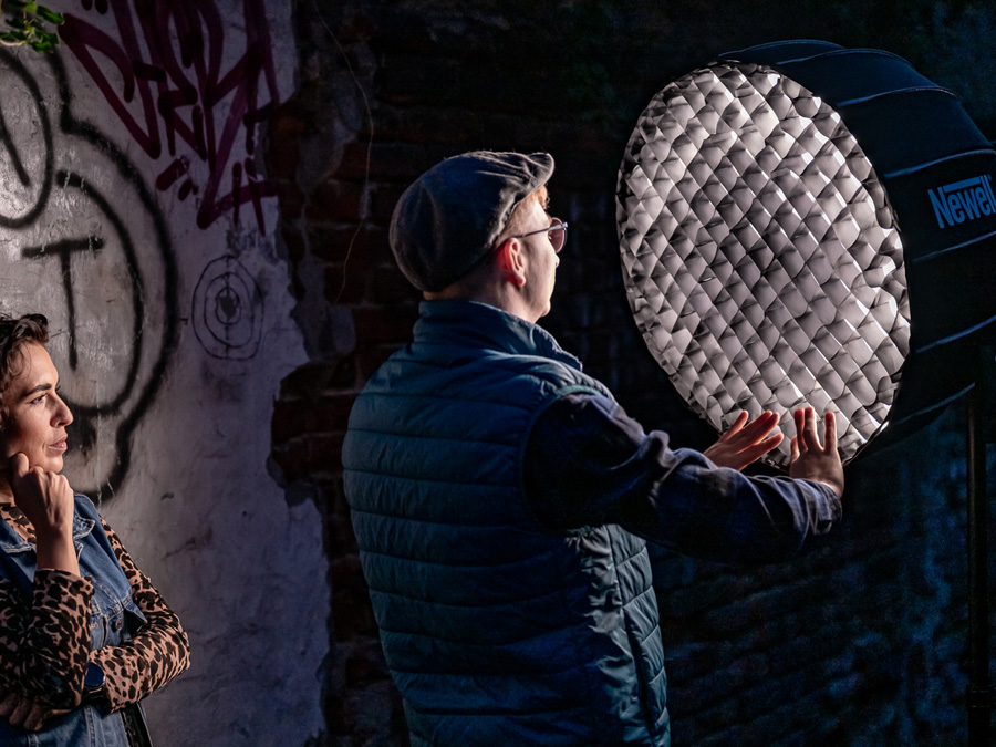 Softbox paraboliczny Newell 65 cm
