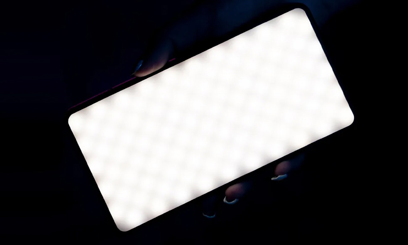 Lampa LED Ulanzi VL200 - WB (2500K - 9000K)