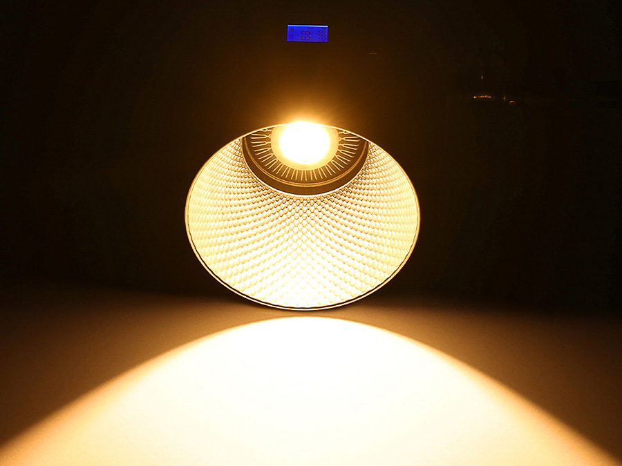 Lampa LED Ulanzi V-120C - RGB, WB (2700 K - 6500 K)