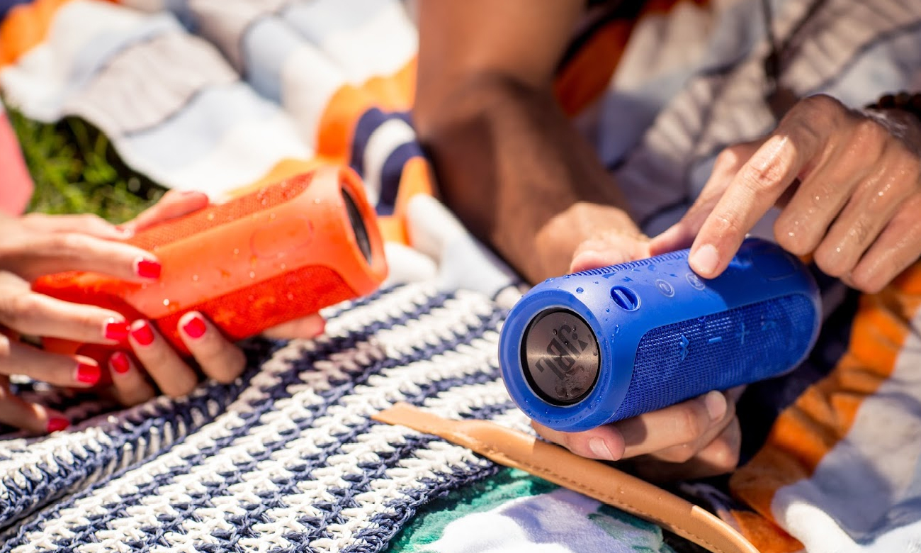 Mocny bas i czyste brzmienie głośnika Bluetooth JBL
