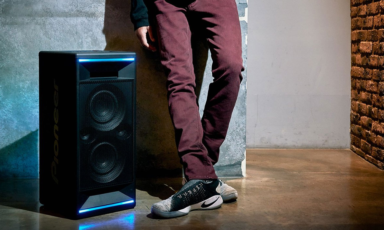 Imprezowy głośnik z efektami świetlnymi Power Audio Pioneer CLUB 5