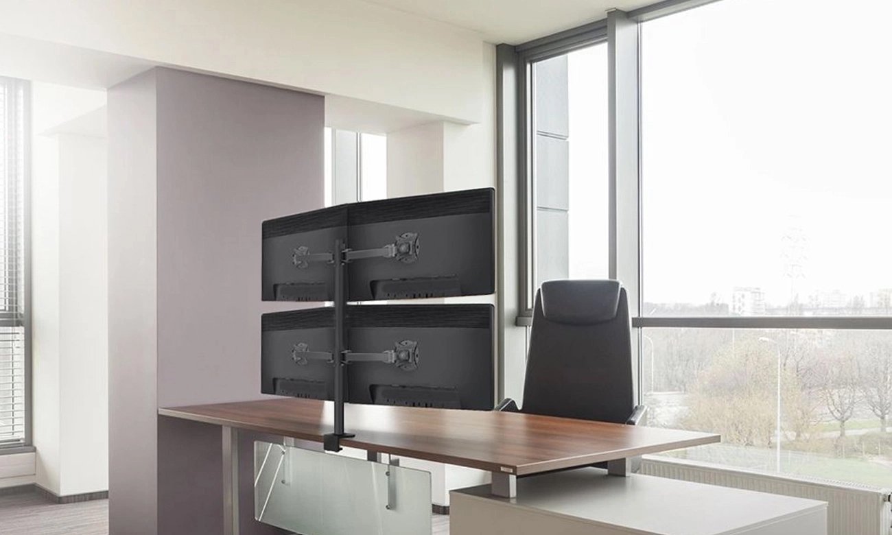 Uchwyt do 4 monitorów ART L-04X