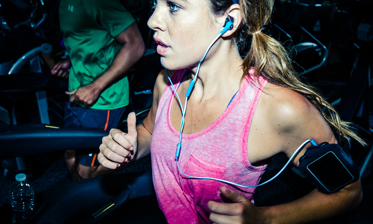 Słuchawki dokanałowe dla aktywnych JBL Synchros Reflect 